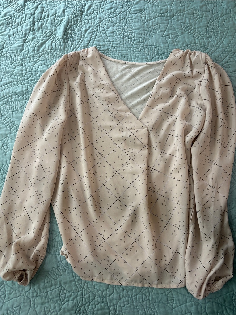 LOFT Outlet Geometric Blouse in Beige Size Medium